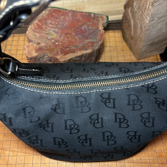 Dooney & Bourke Bucket Bag Black Signature Monogram 8”Lx5.5”W Center 5”H - Picture 10 of 17
